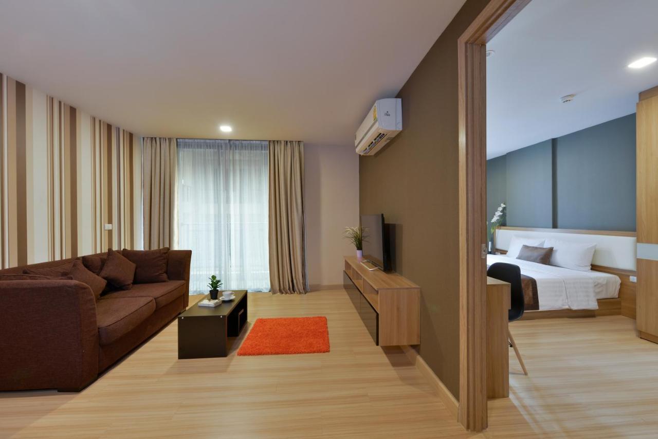 Ekamai Residences *