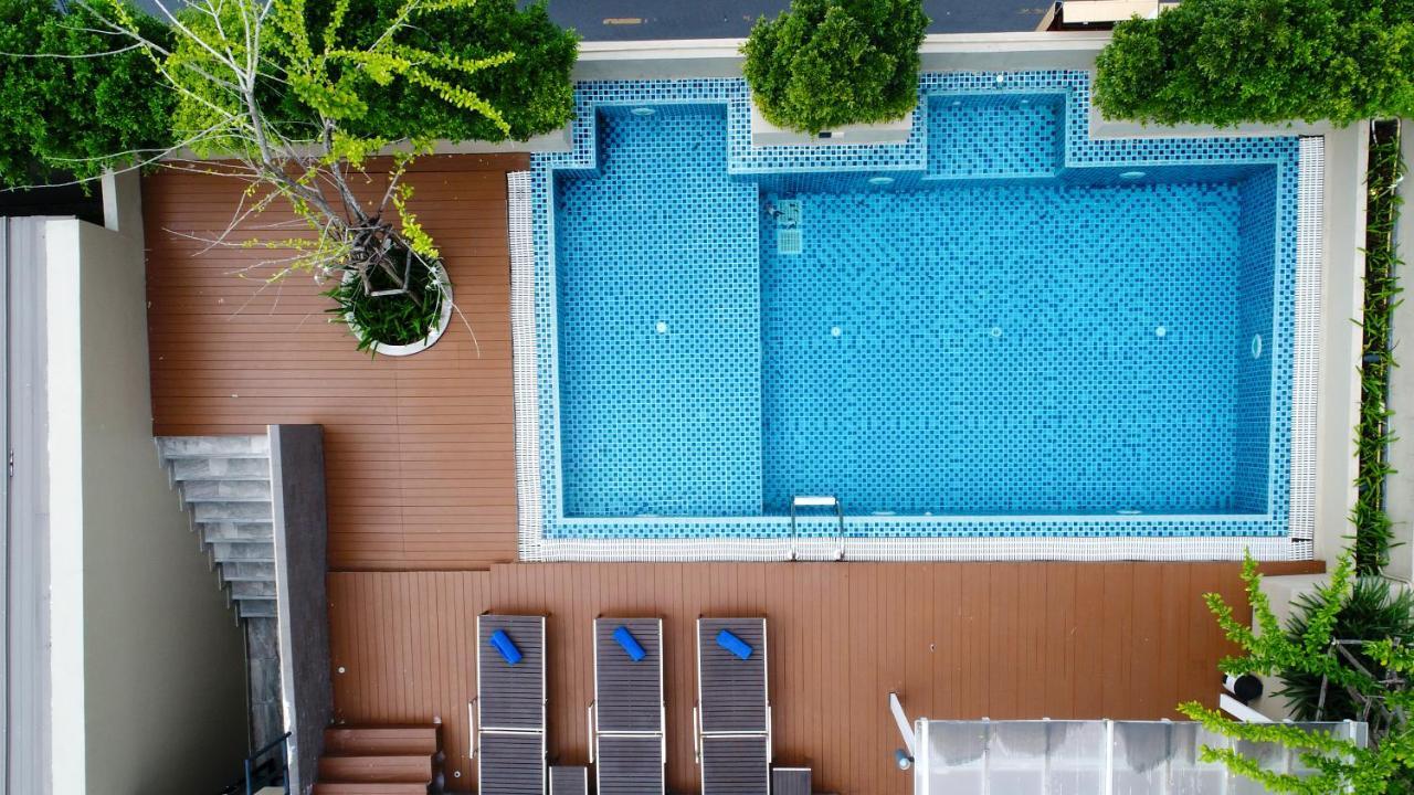 מלון דירות Ramada By Wyndham Ekamai Residences