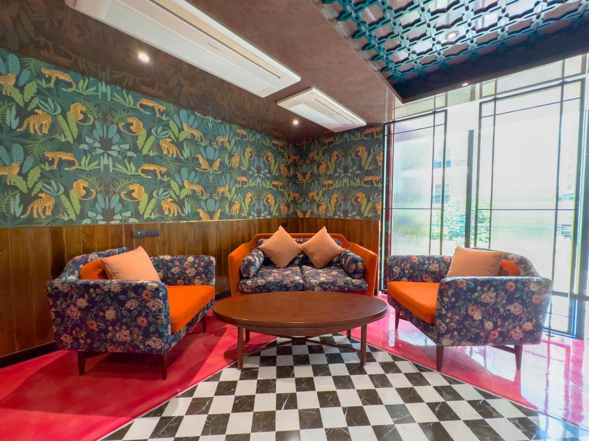 Ramada By Wyndham Ekamai Residences 3*